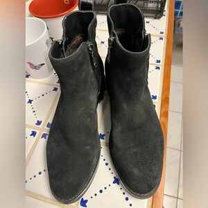 Blondo Loulou Waterproof Bootie, Black Suede, Womens Size 6.5